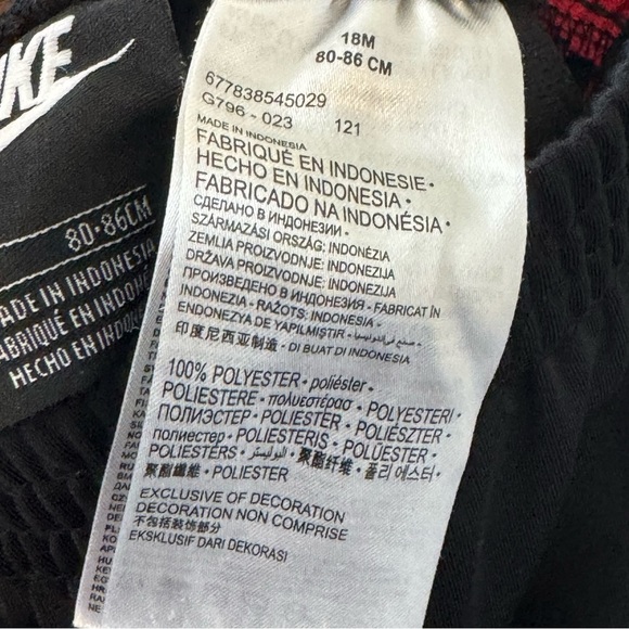 Nike Black  With red Logo Trim Joggers 18 Months - Picture 5 of 5